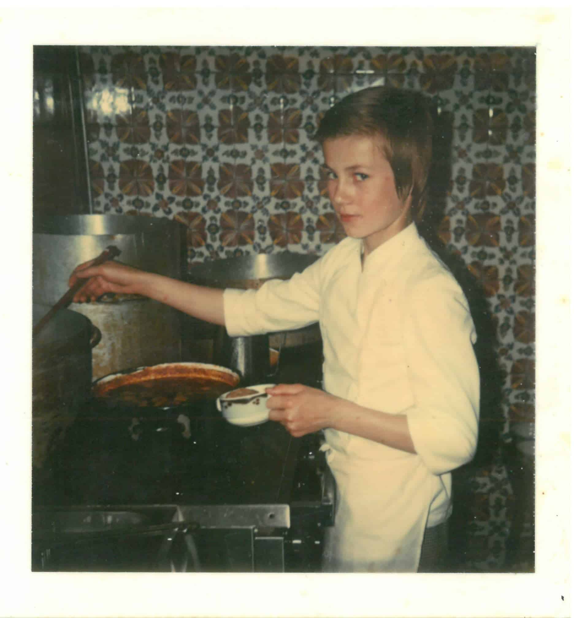 Hotelier Josef Puchas von den PuchasPLUS Thermenhotels in seiner Lehrzeit im Gasthof Raffel in Jennersdorf im Südburgenland