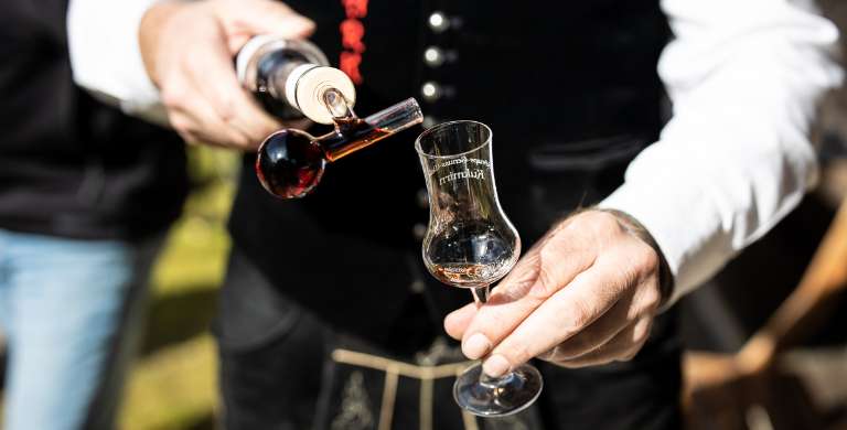 kukmirn_verkostungsglas